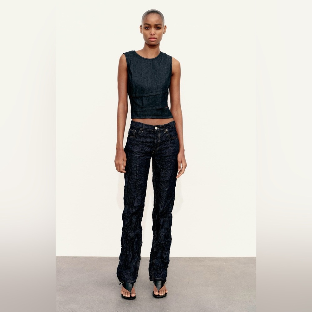 Zara NWT Mid Waist Wrinkle Effect Jeans - Picture 2 of 11